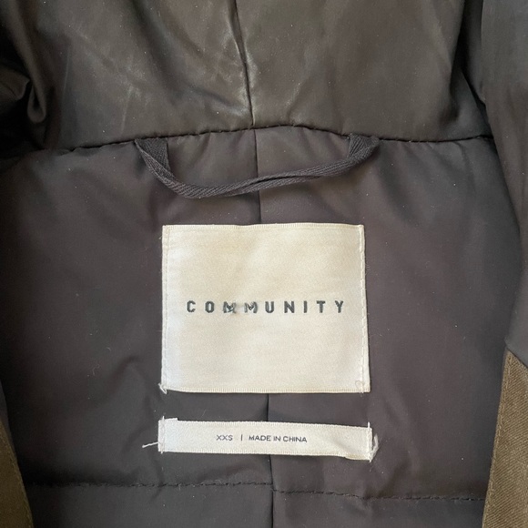 ARITZIA Community Parka - Picture 5 of 6